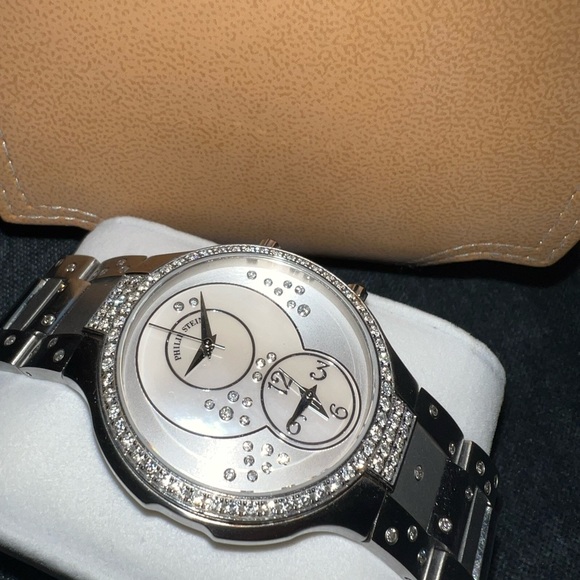 Authentic Phillip Stein watch - Picture 2 of 7